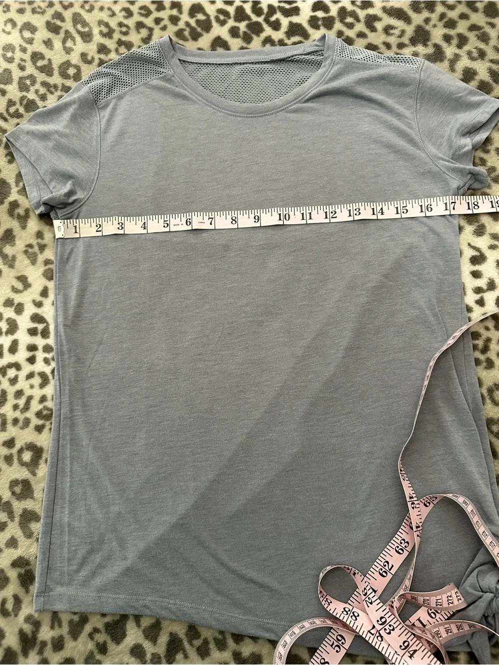 Old Navy Active Short Sleeve Mesh Back Side Tie T-Shirt Gray Size XXL 16 Girls
